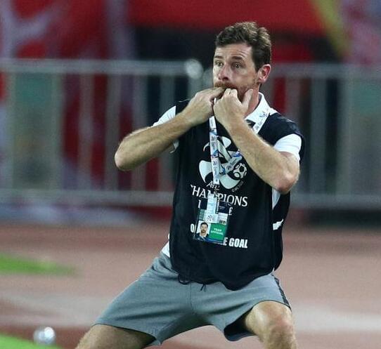 窗口期体能课后,巴塞罗那止住颓势备战亚冠,话题不断,团队化学反应显著 窗口期体能课后,巴塞罗那止住颓势备战亚冠,话题不断,团队化学反应显著