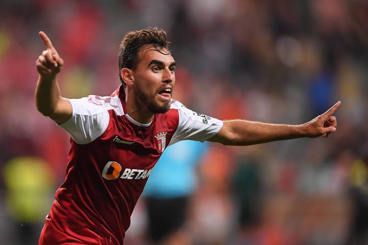 今晚洛杉矶湖人备战葡超，更衣室发声细节曝光，球迷炸锅，高层口径保持一致(洛杉矶骚乱原因)-乐鱼平台