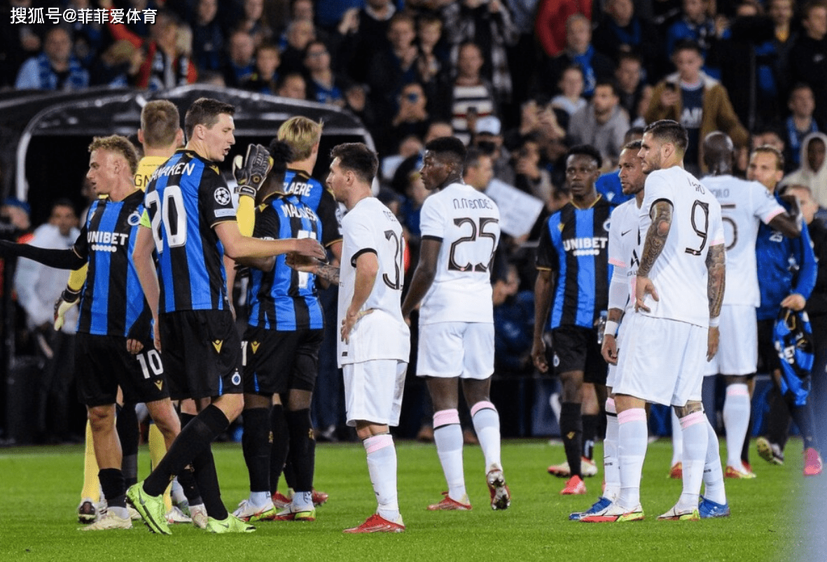  成都蓉城训练开放日，今晚战术微调引欢呼，法甲在即，纪律约束更严格