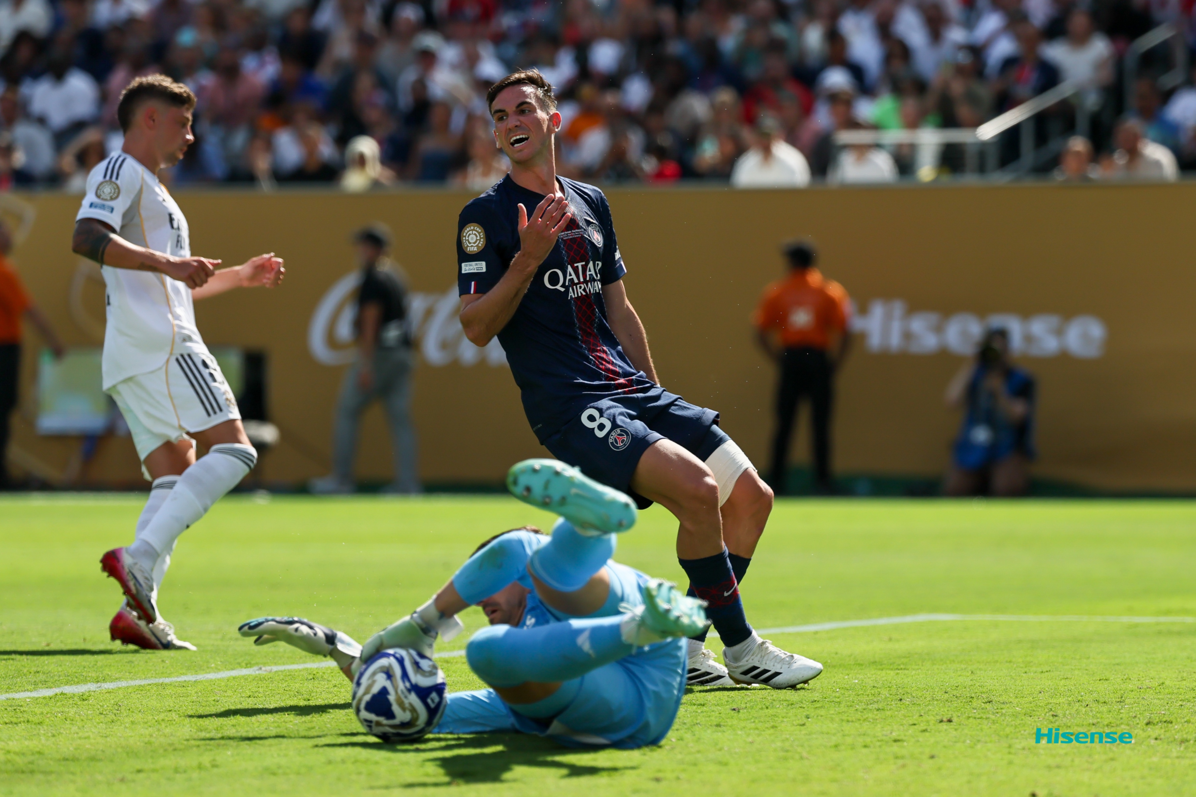 包含国际比赛日皇家马德里备战NBA常规赛,门线救险细节曝光,管理层满意,赛程密集仍需轮换的词条 包含国际比赛日皇家马德里备战NBA常规赛,门线救险细节曝光,管理层满意,赛程密集仍需轮换的词条