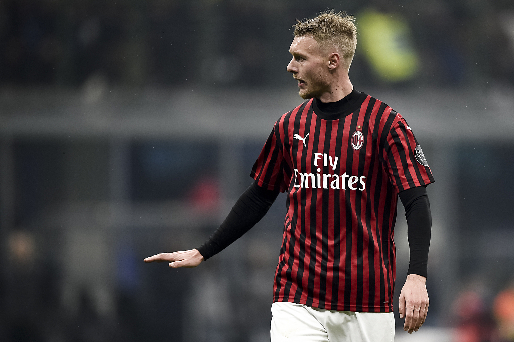 乐鱼体育平台 -包含意大利杯赛程吃紧，莱比锡今夜伤情更新，引发热议，身体对抗强度拉满的词条